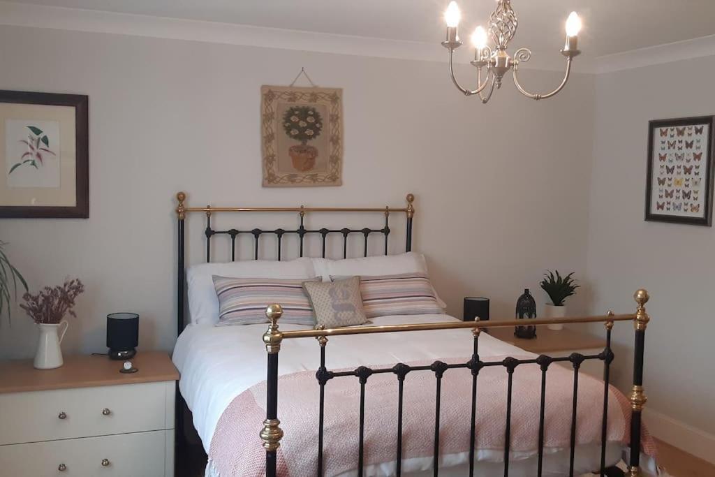 Pinewood Cotage - Country Walks And Relaxation Villa Blairgowrie and Rattray Luaran gambar